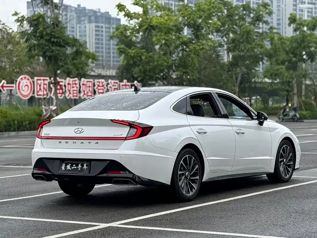 Hyundai Sonata — фото 3