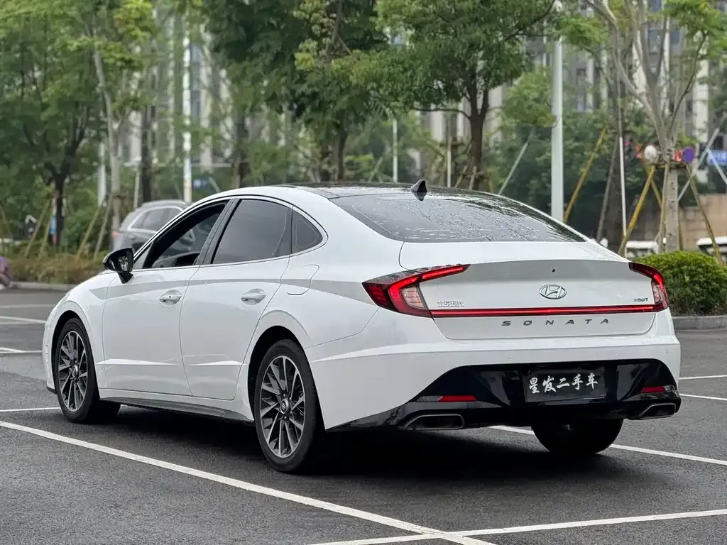 Hyundai Sonata — фото 4