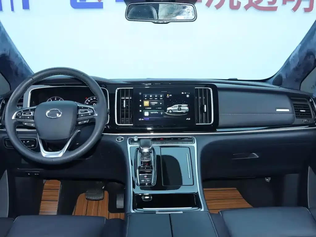 GAC Motor Trumpchi M8 — фото 8