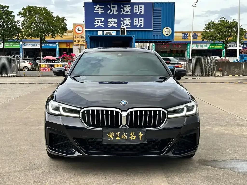 BMW 5 Series — фото 4