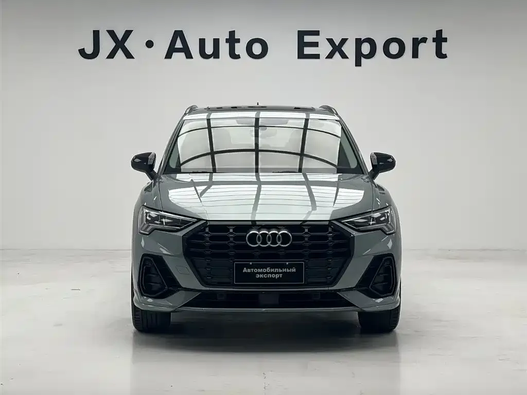 Audi Q3 — фото 10