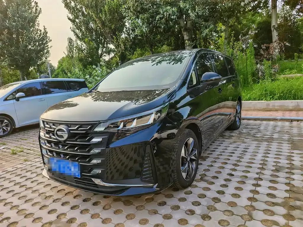 GAC Motor Trumpchi M6 — фото 1