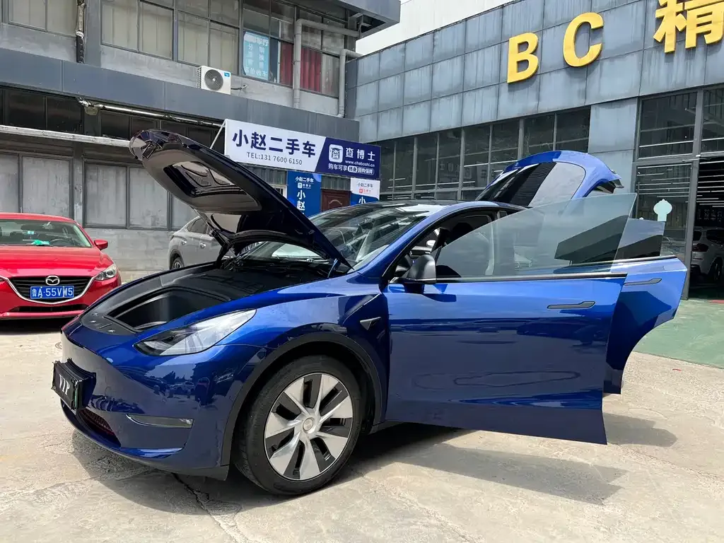 Tesla Model Y — фото 9