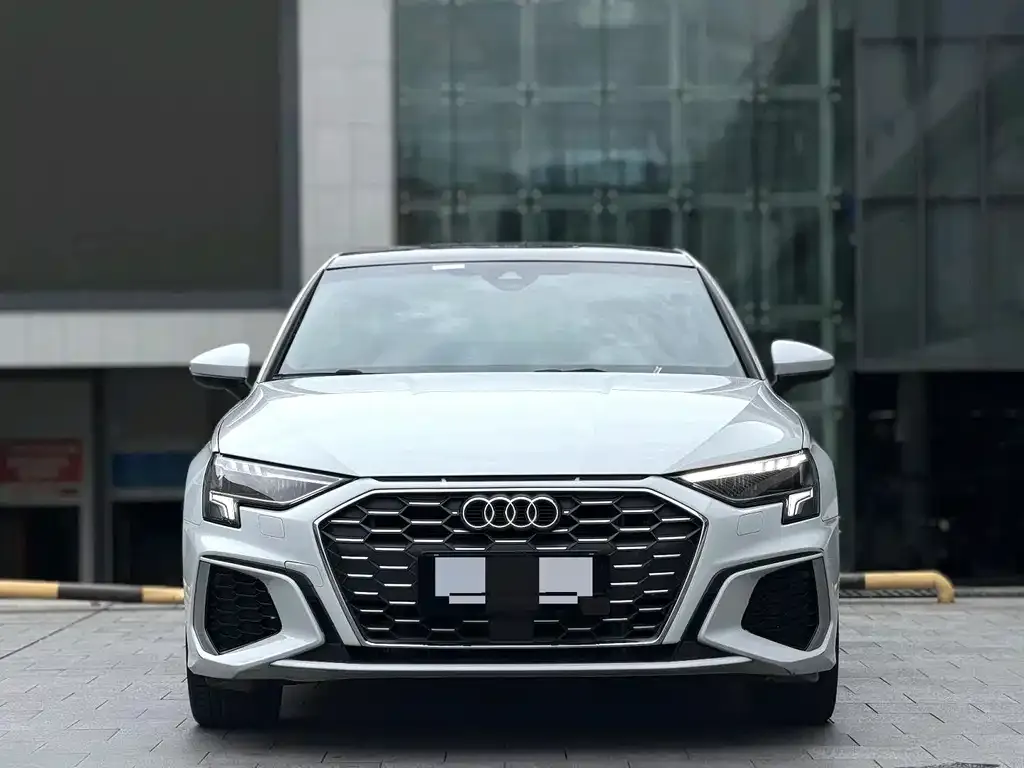 Audi A3 2024 из CN, фото 6