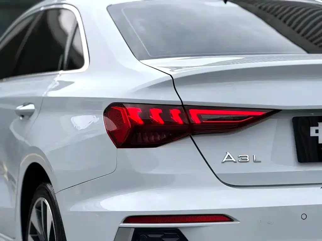 Audi A3 2024 из CN, фото 3