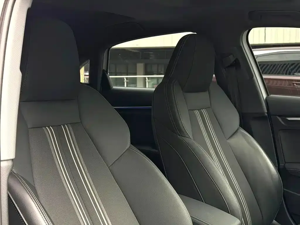 Audi A3 2024 из CN, фото 2