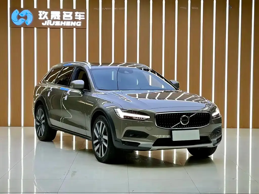 Volvo V90 — фото 10