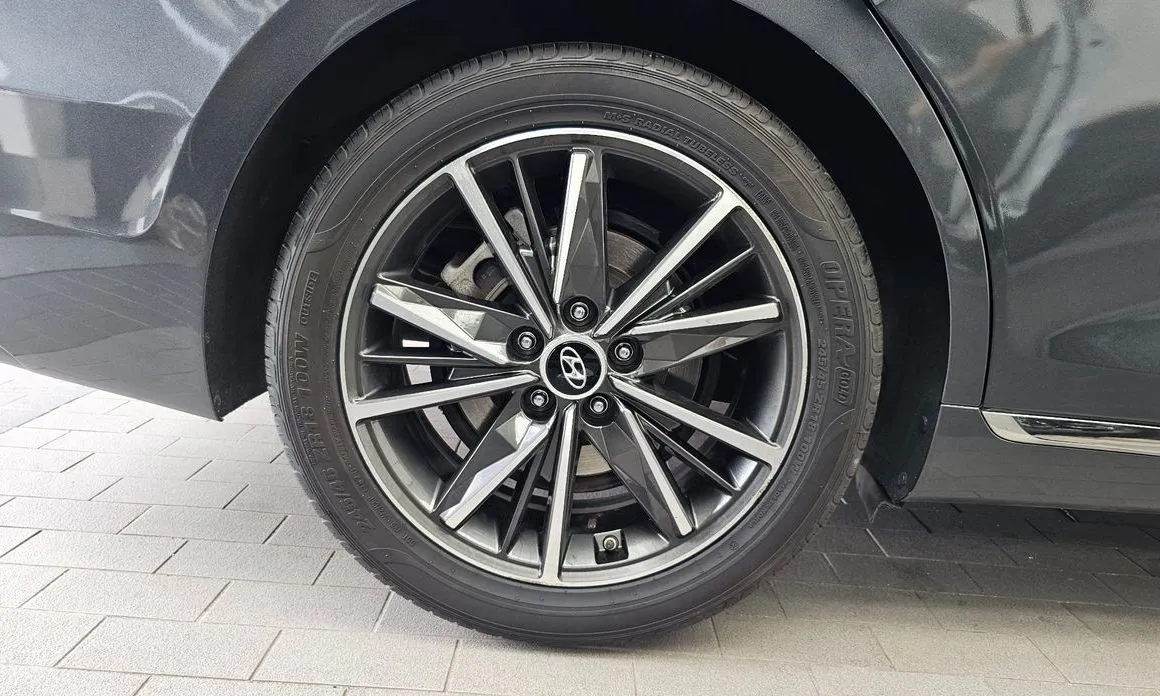 Hyundai Grandeur — фото 10