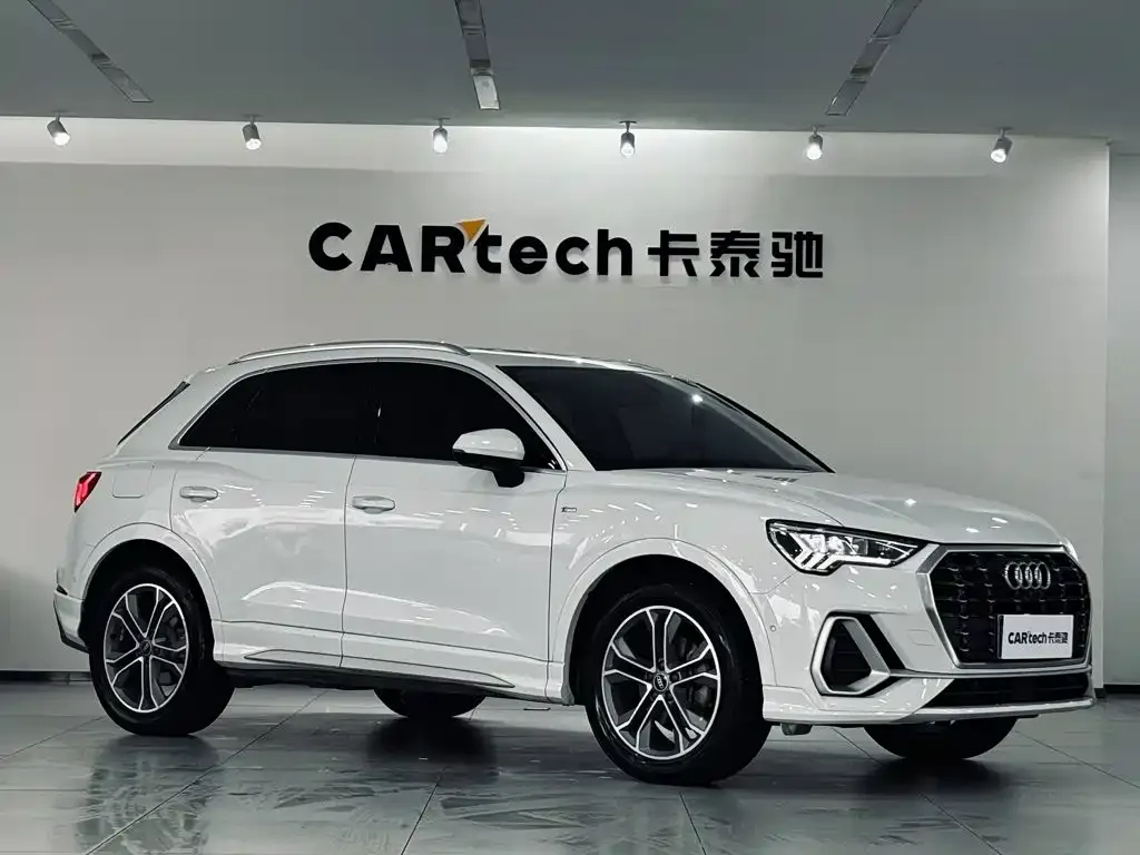Audi Q3 — фото 6