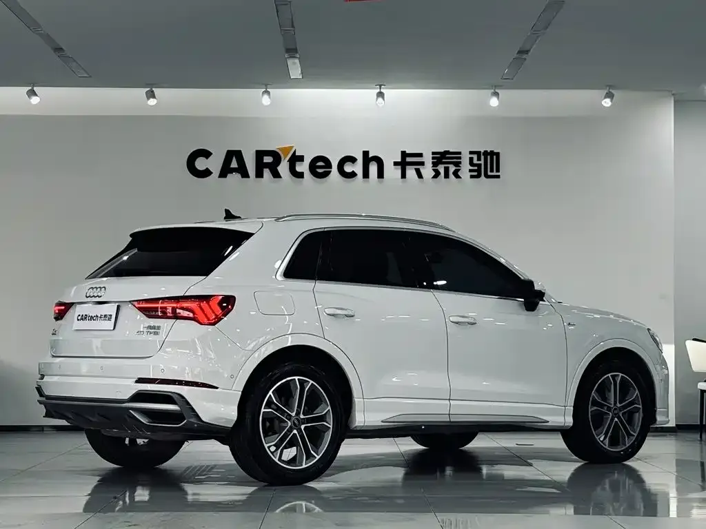Audi Q3 — фото 5