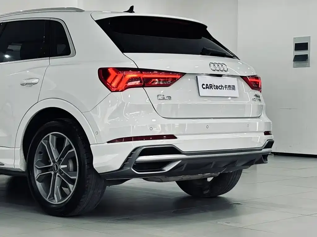 Audi Q3 — фото 3