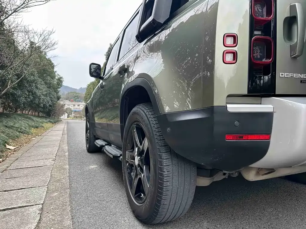 Land Rover Defender — фото 5