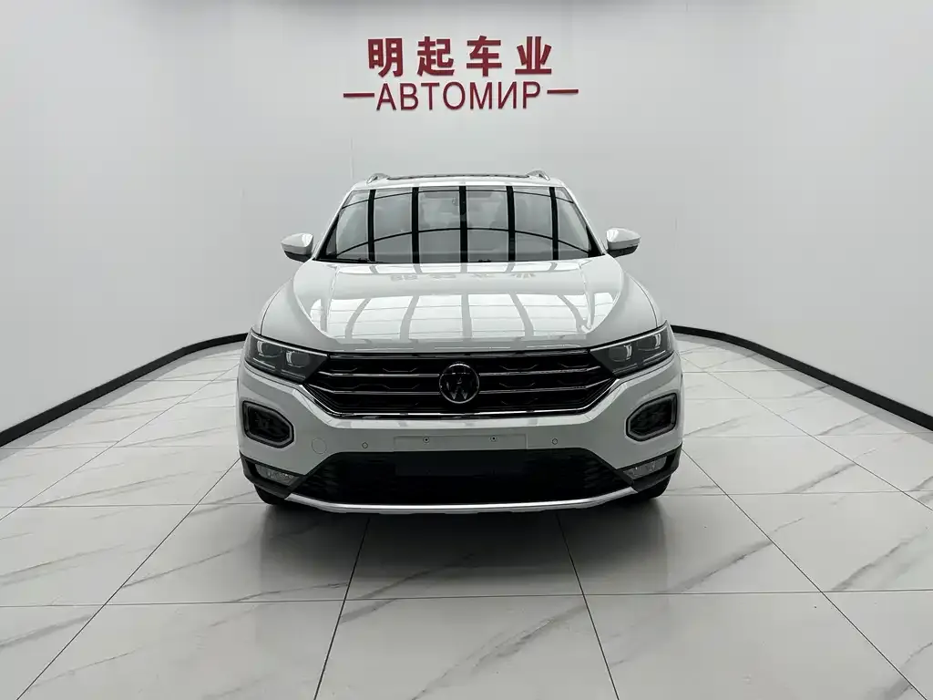 Volkswagen T-Roc — фото 8
