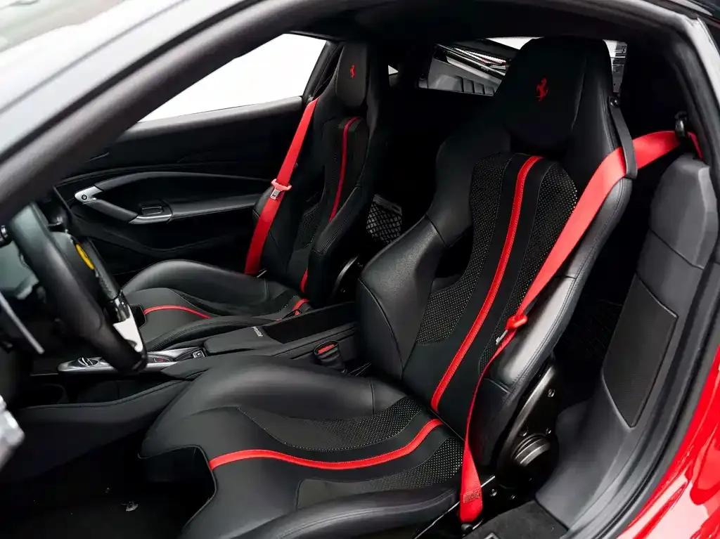 Ferrari F8 — фото 6