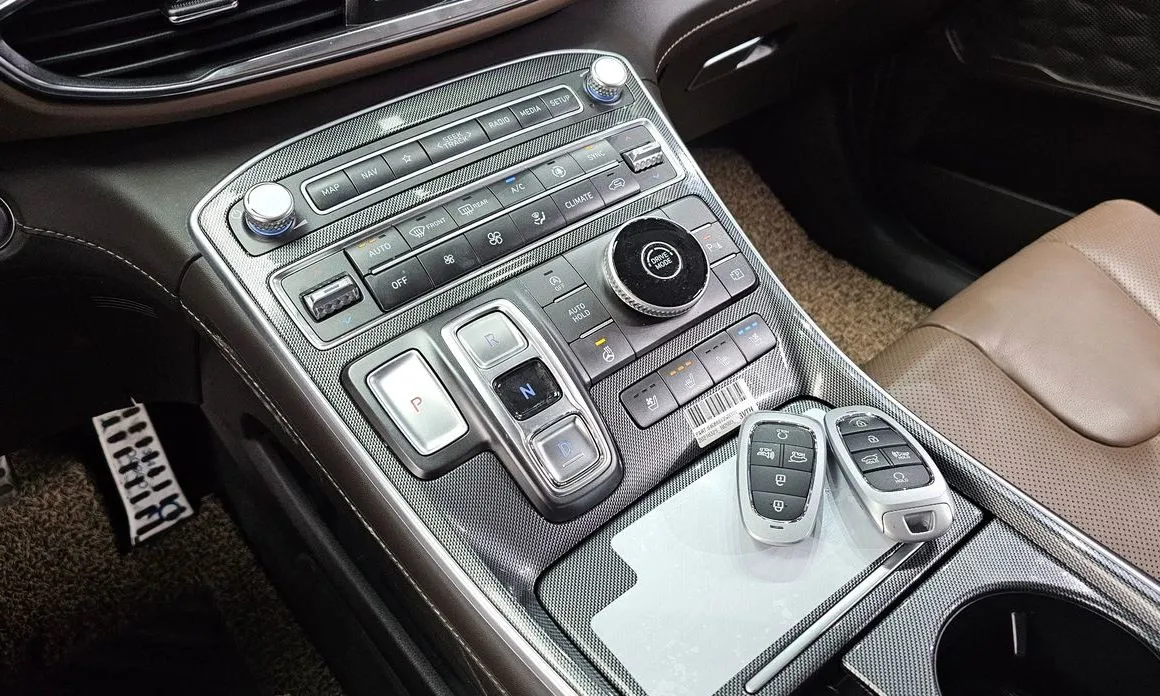 Hyundai Santafe — фото 5