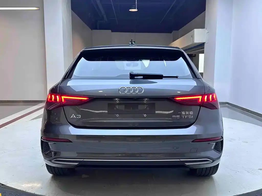 Audi A3 — фото 2