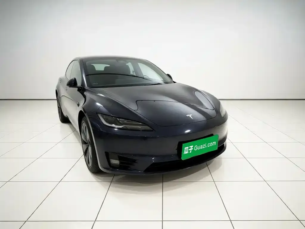 Tesla Model 3 — фото 6