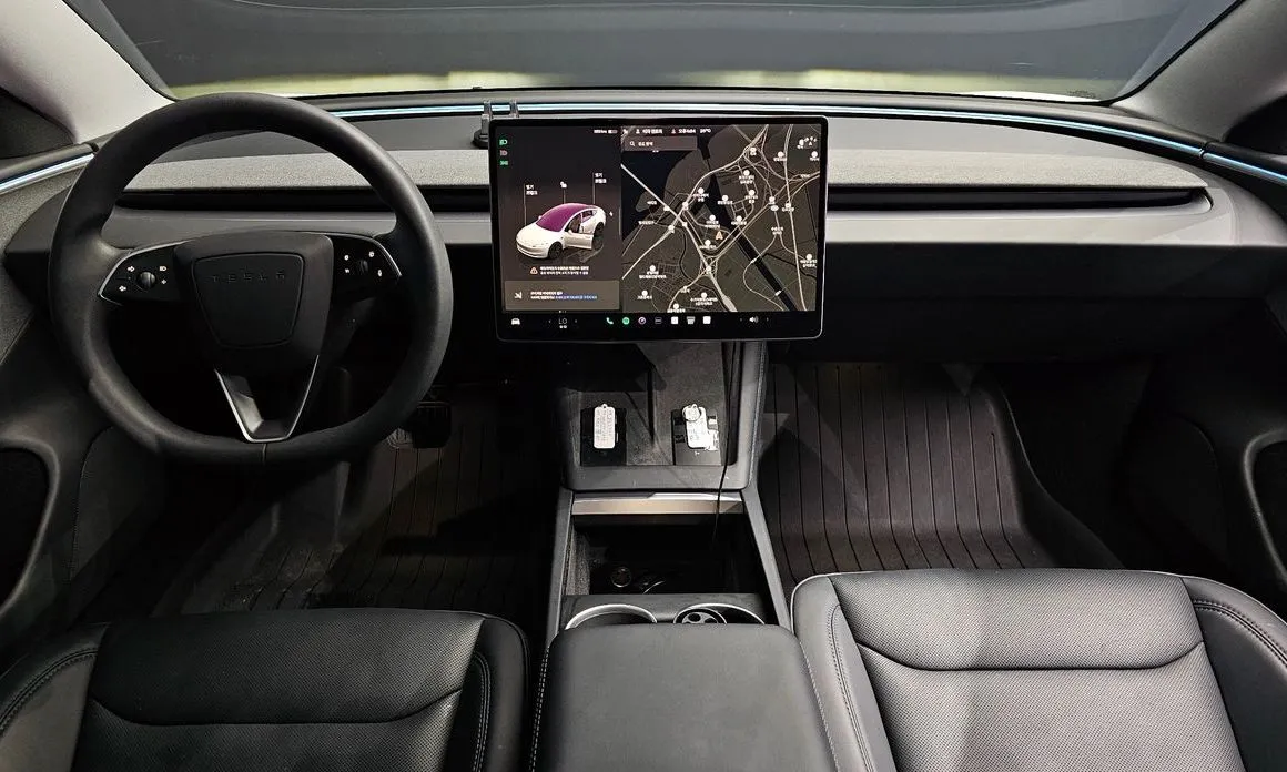 Tesla Model 3 2024 из KR, фото 5