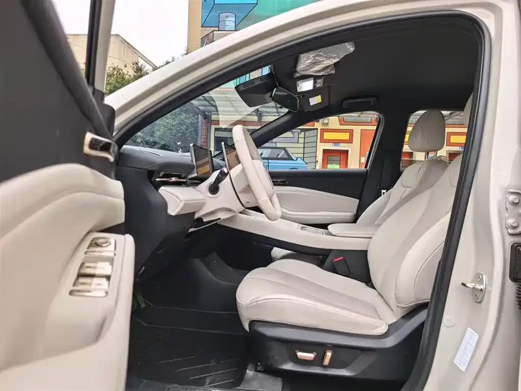 Baojun Yunhai 2024 из CN, фото 7