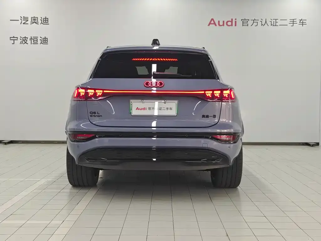 Audi Q6L e-tron — фото 3