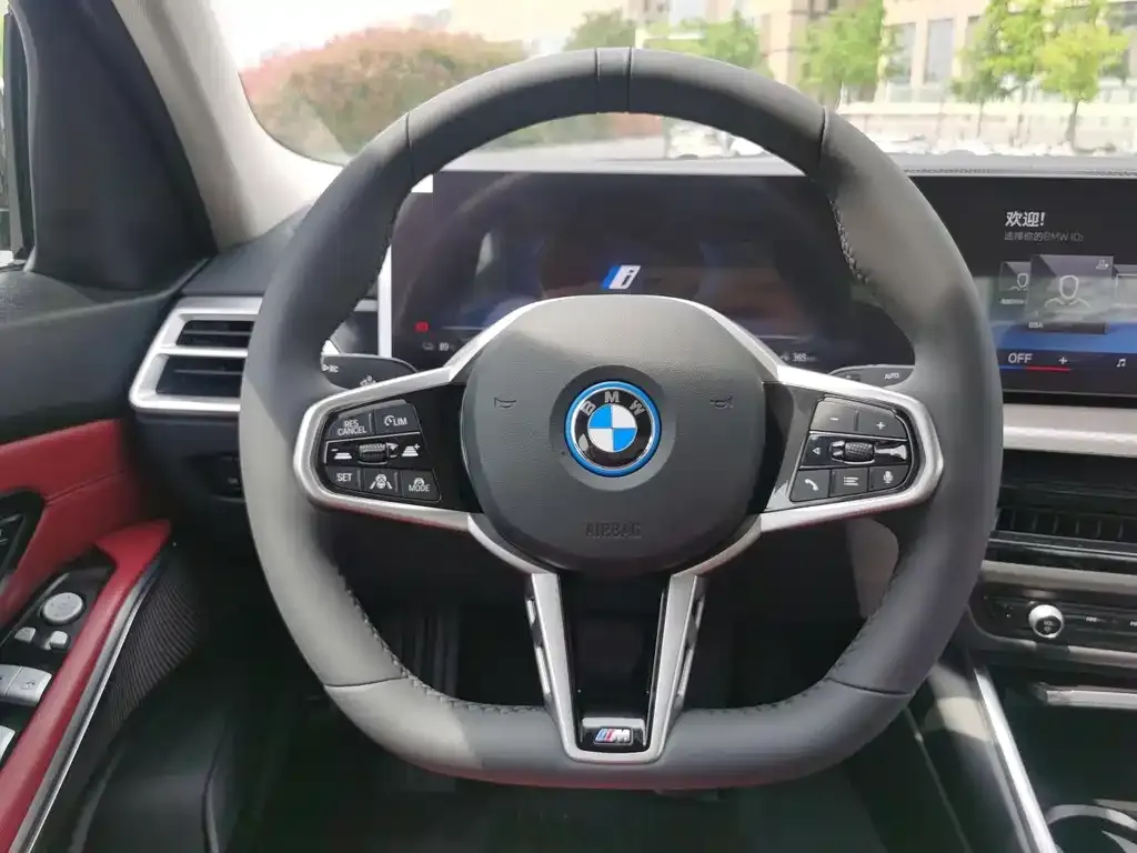 BMW i3 — фото 2