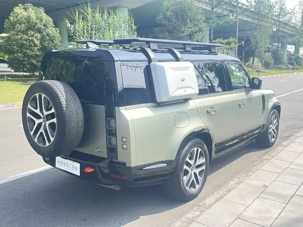 Land Rover Defender — фото 8