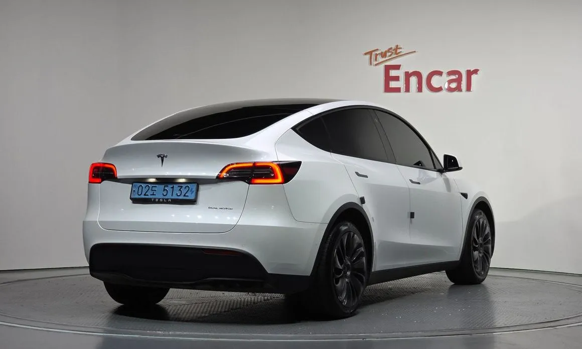 Tesla Model Y 2022 из KR, фото 2