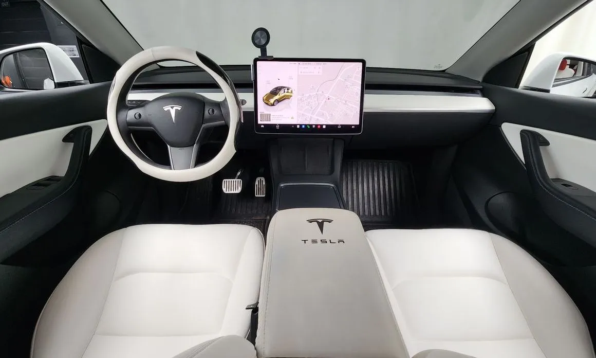 Tesla Model Y 2022 из KR, фото 9