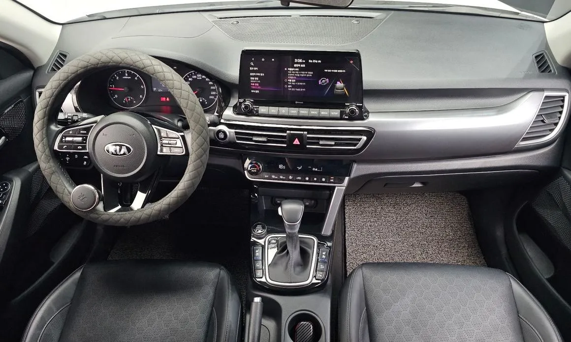 Kia Seltos 2021 из KR, фото 8
