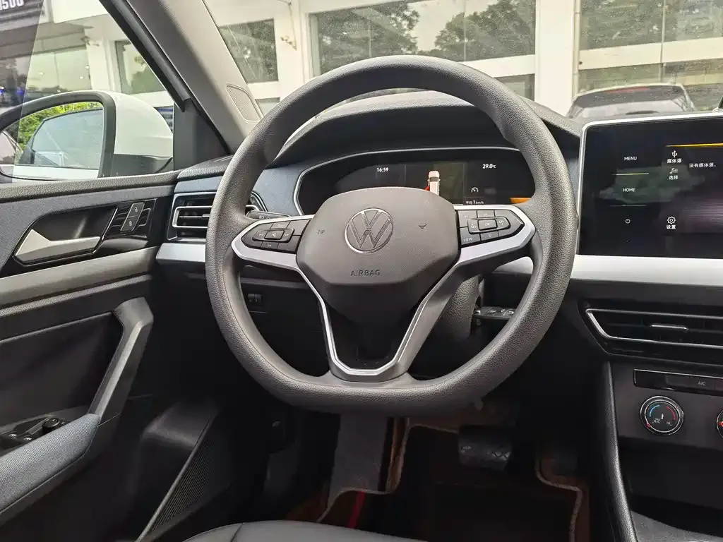 Volkswagen Lavida 2024 из CN, фото 8