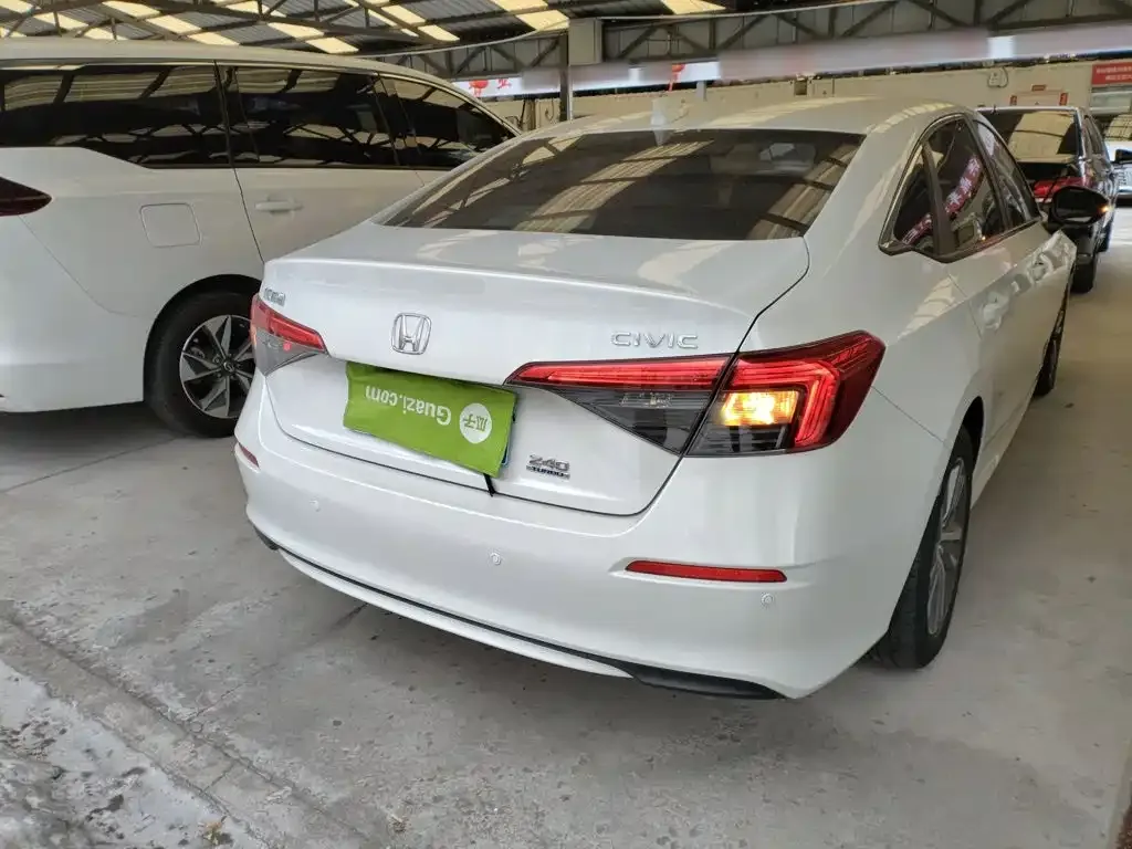 Honda Civic — фото 3