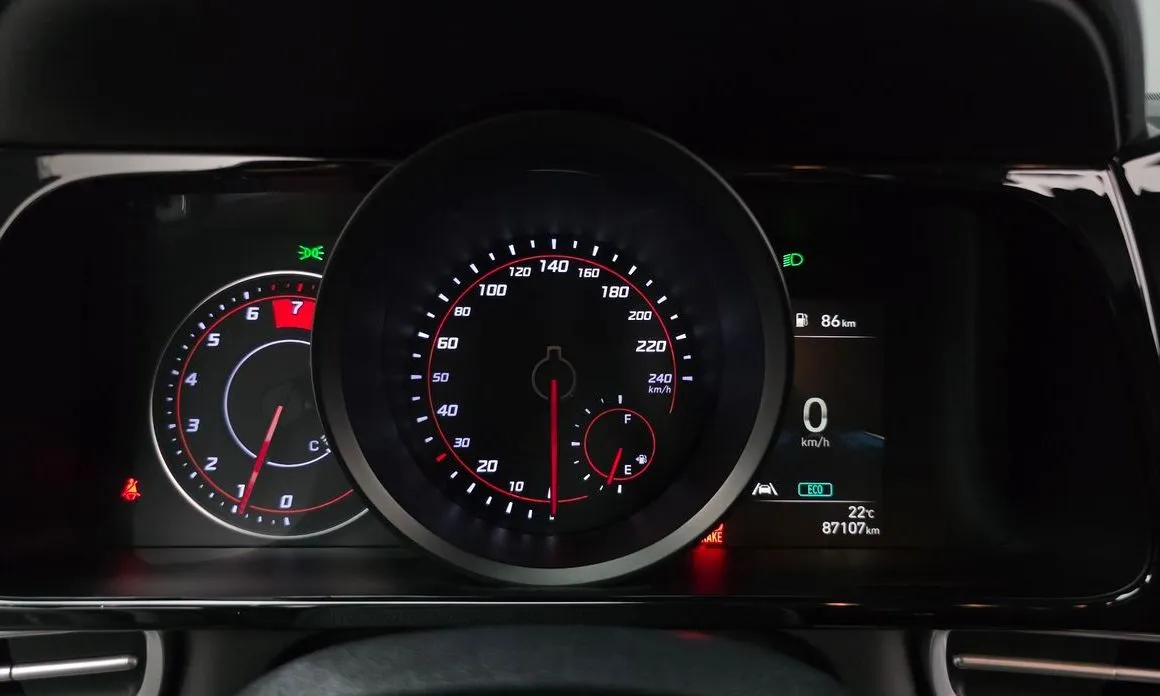 Hyundai AVANTE 2021 из KR, фото 4