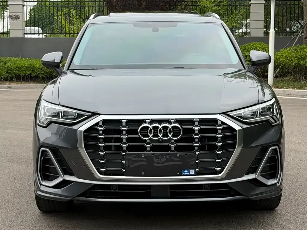 Audi Q3 — фото 3