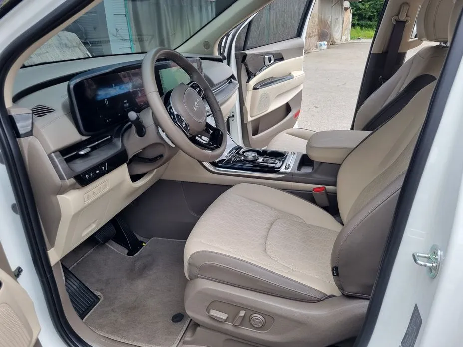 Kia Carnival — фото 2