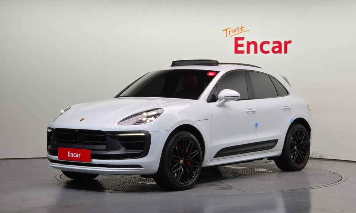 Porsche Macan — фото 1