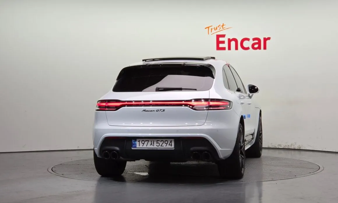 Porsche Macan — фото 2