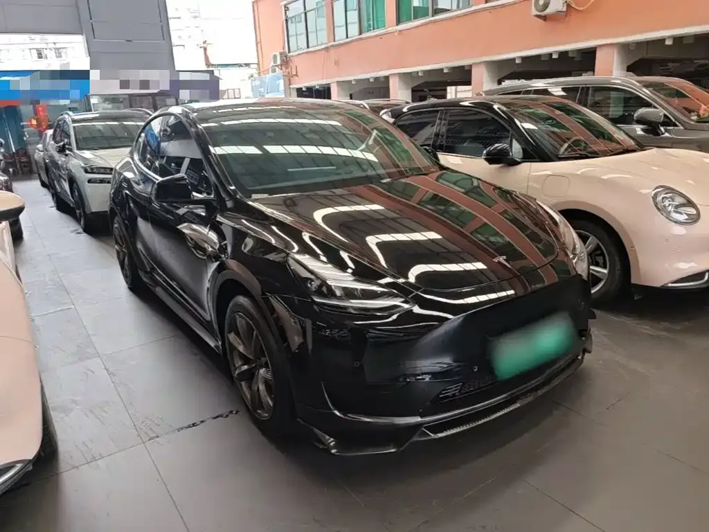 Tesla Model Y — фото 3