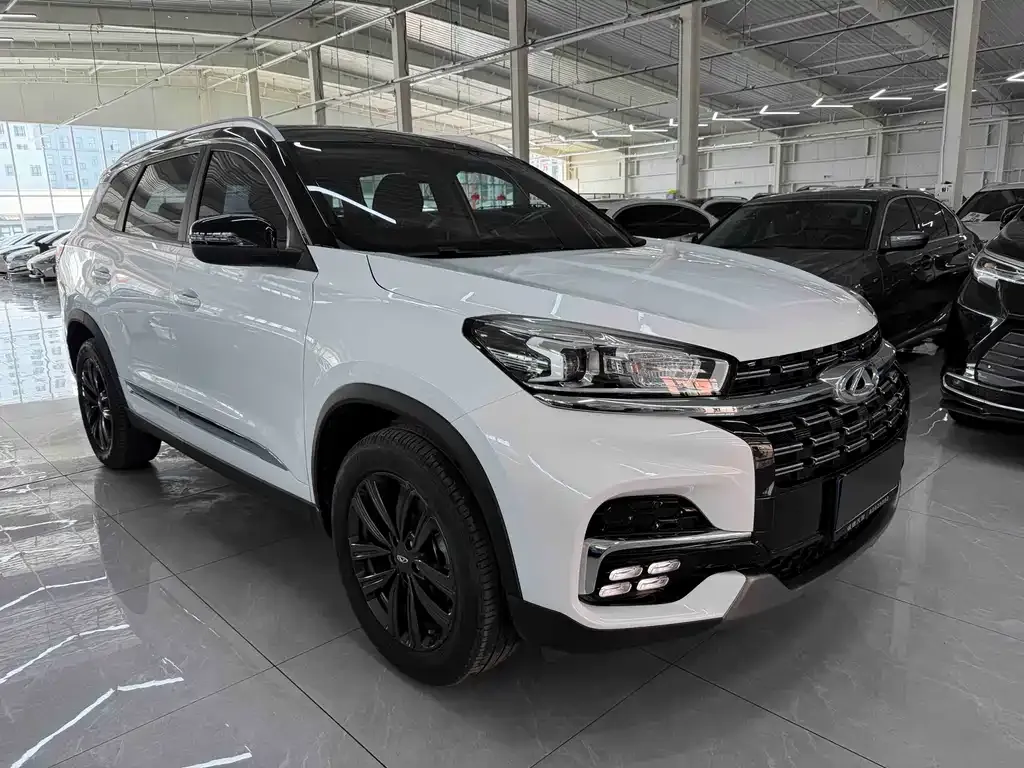 Chery Tiggo 8 — фото 3