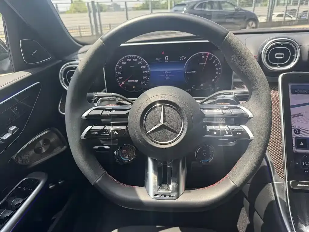 Mercedes-Benz C-Class AMG New Energy — фото 10
