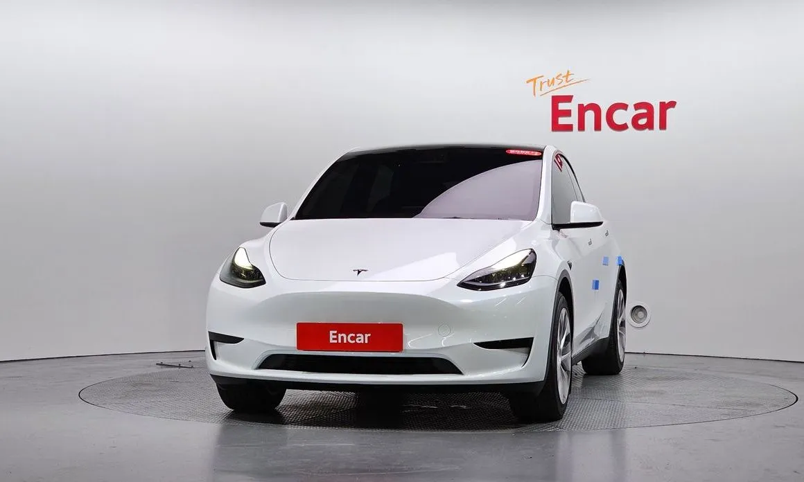 Tesla Model Y — фото 5