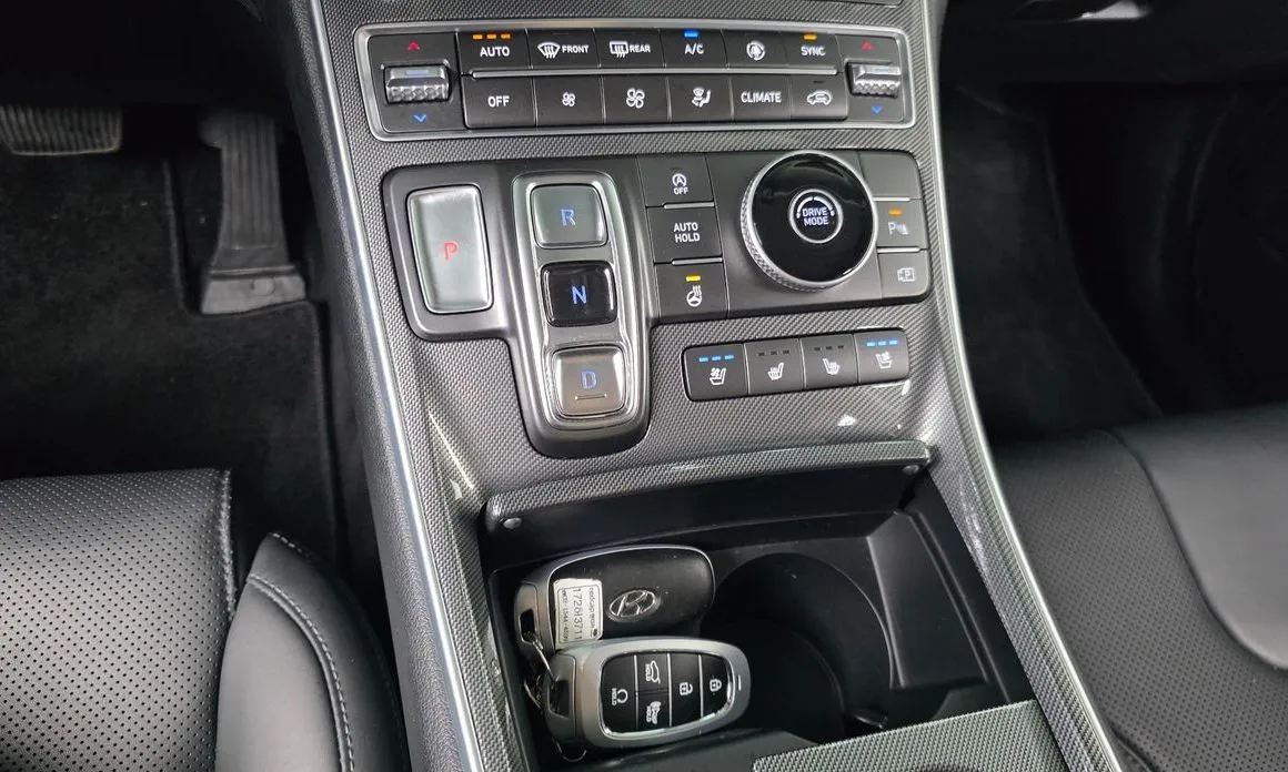 Hyundai Santafe — фото 8