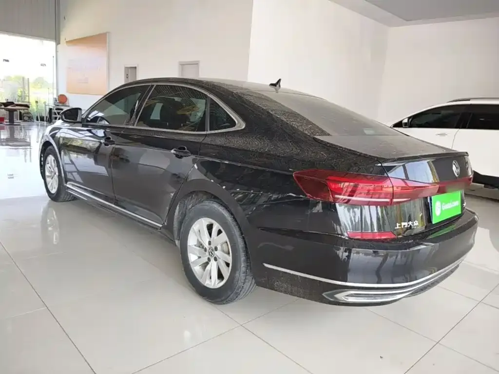 Volkswagen Passat 2023 из CN, фото 6