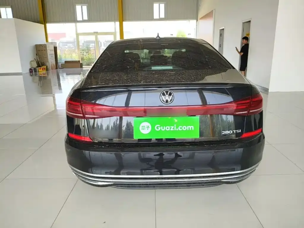 Volkswagen Passat 2023 из CN, фото 2