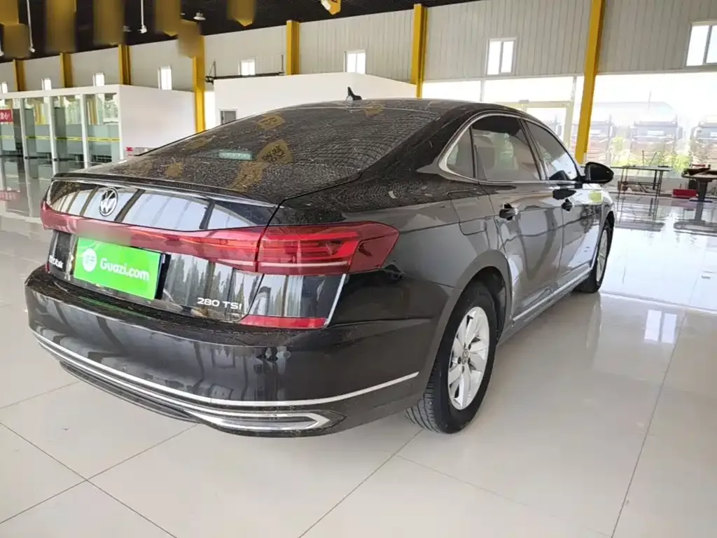 Volkswagen Passat 2023 из CN, фото 4