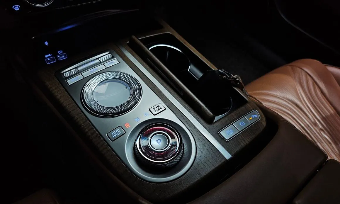 Genesis G80 — фото 10