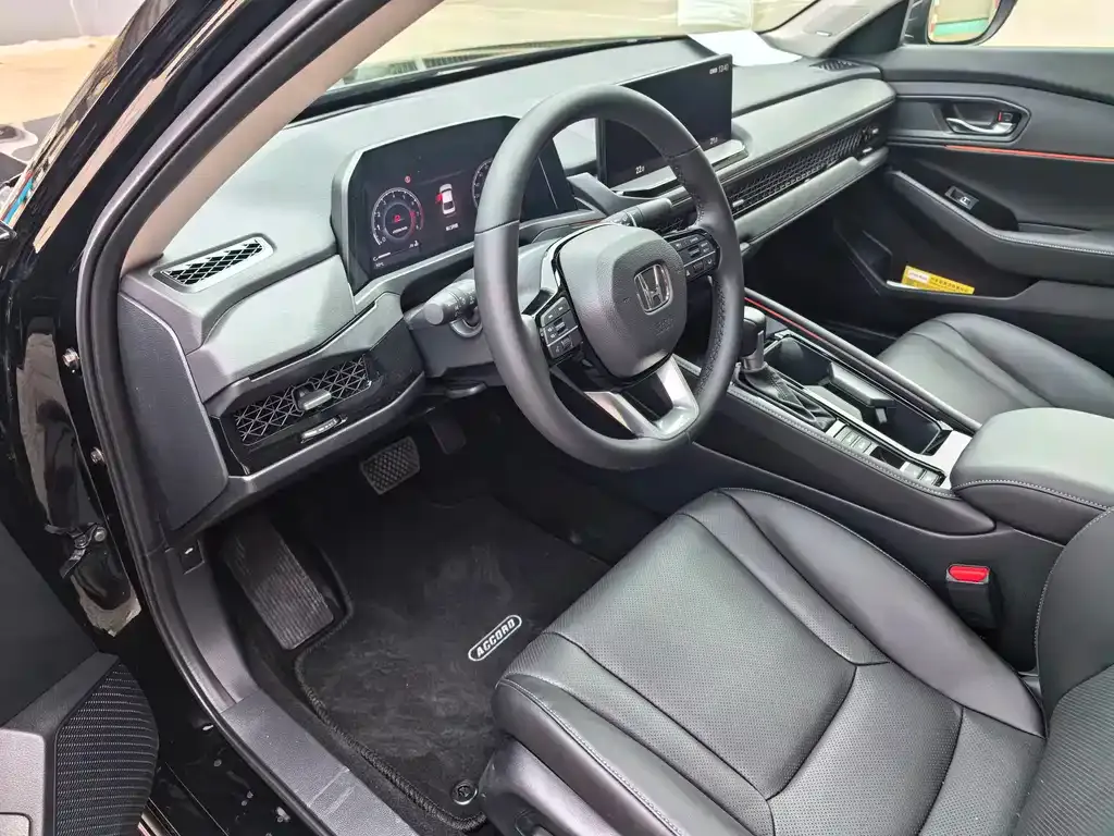 Honda Accord — фото 4