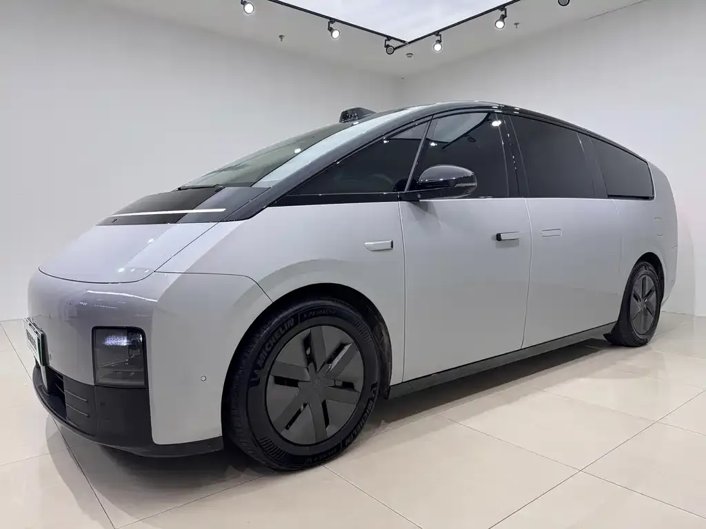 Li Auto MEGA