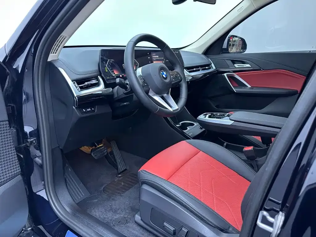 BMW X1 — фото 10