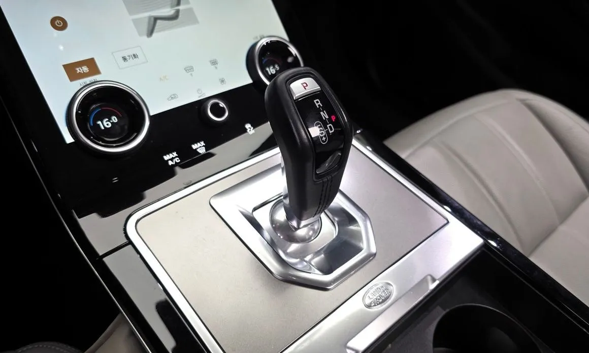 Land Rover Range Rover Evoque 2022 из KR, фото 3