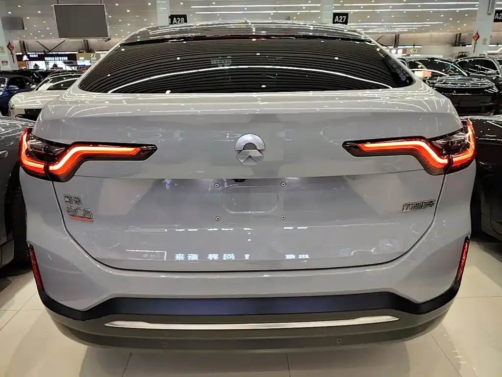 NIO EC6 — фото 9